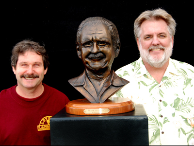 Wine Pioneers Franco Teldeschi bust with Dan Teldeschi and sculptor Ed Voelkel.